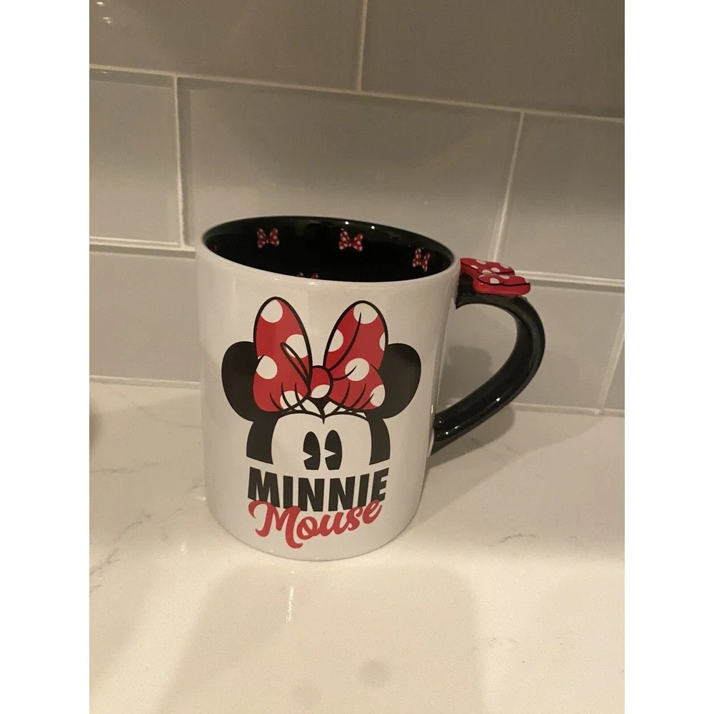 Disney Parks Minnie Polka Dot Bow On Handle coffee mug